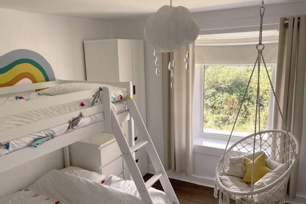 Cosy 2-Bedroom Family Cottage Centrally Located. Leedstown 外观 照片